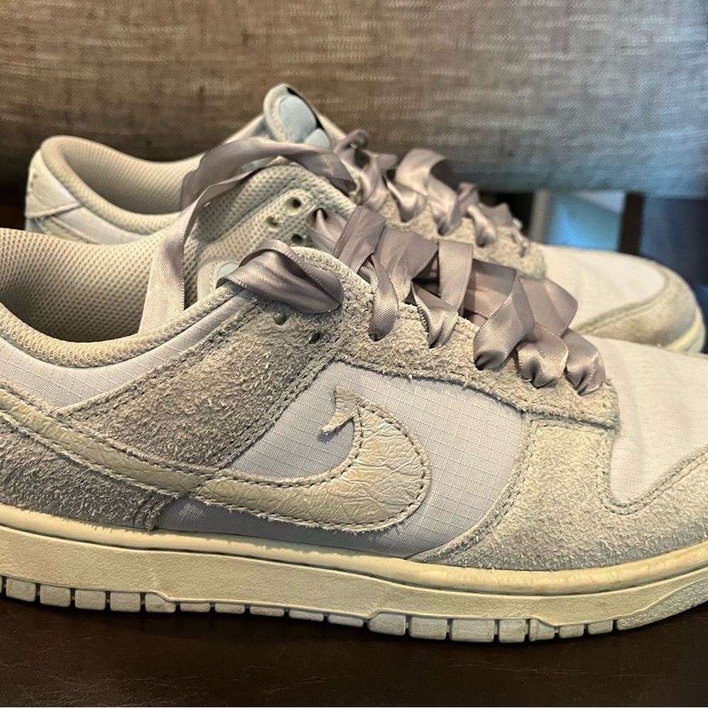Nike Dunk Low Retro SE Light Silver/Ocean Bliss aka Chinook Salmon Sneaker